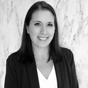 Lisa, Financial Management Analyst 